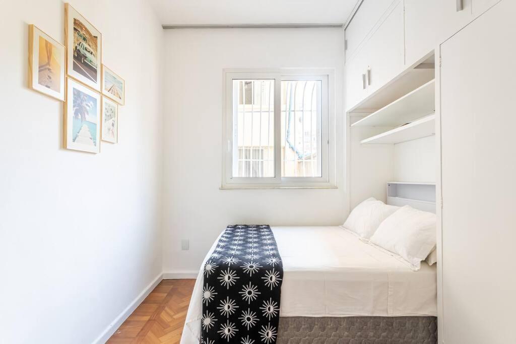 Apartamento Renewed At Copacabana's Heart 250m From The