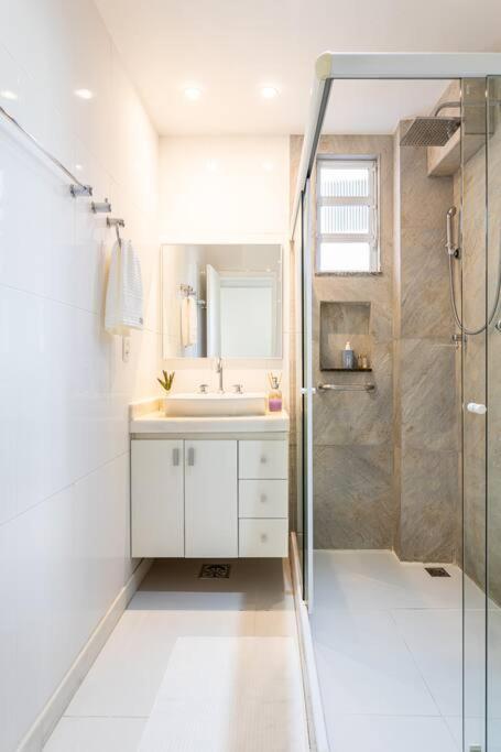Apartamento Renewed At Copacabana's Heart 250m From The Rio de Janeiro